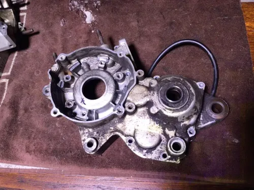 1993 Yamaha YZ125 YZ 125 Left Engine Crankcase Case Cases 1993 crank