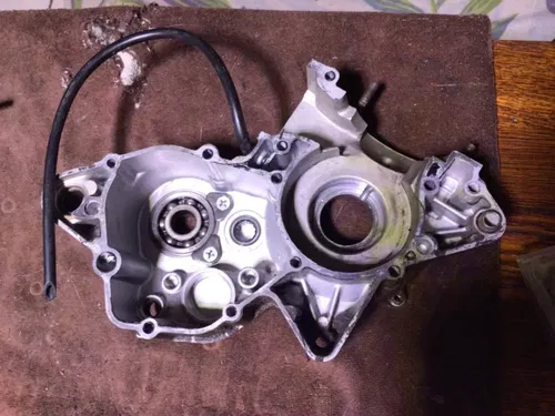 1993 Yamaha YZ125 YZ 125 Left Engine Crankcase Case Cases 1993 crank