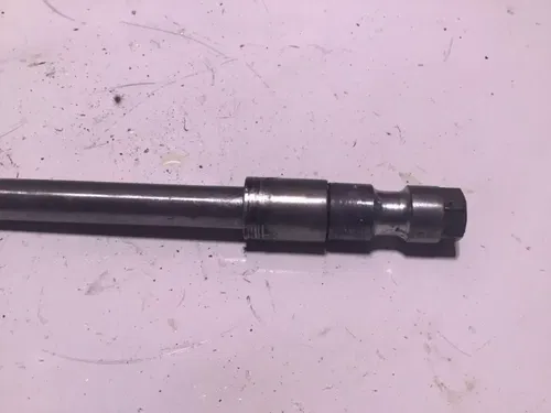 Front Axle / Wheel Spindle 82-86 Magna 700/750/1100 VF700C VF1100C | 81-85 CB650