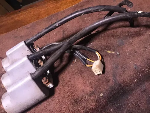 1974 - 1977  Suzuki GT 380 GT380 ignition coils coil