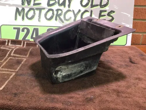 1979 Can Am 250 Qualifier Bombardier air box air filter housing under Seurat