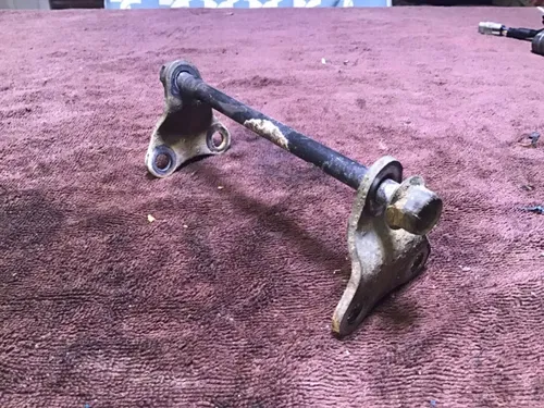 1998 Yamaha YZ400F motor mount