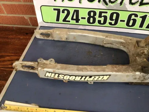 1985 - 1999 HONDA XR100R OEM SWING ARM 52100-KN4-860ZA