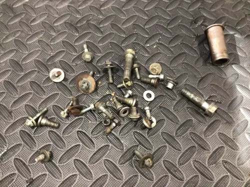 ✅  1997 - 2001 Kawasaki OEM KX 125 misc chassis hardware bolts spacer misc