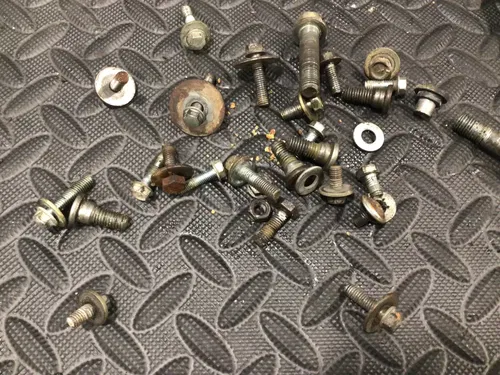✅  1997 - 2001 Kawasaki OEM KX 125 misc chassis hardware bolts spacer misc