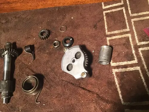 1999 Honda XR100 XR100R oil pump kicker gear kick start hardware misc engine bol