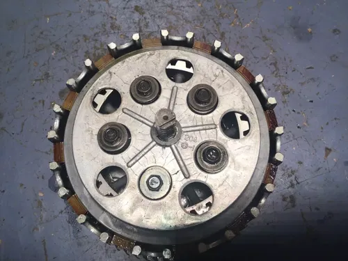 1985 - 1988 Suzuki LT230 LT230S Engine Center Clutch Hub / Boss 21410-22A03