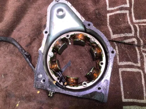 STATOR CRANKCASE ENGINE SIDE COVER 1971 HONDA CL450 SCRAMBLER CL 450