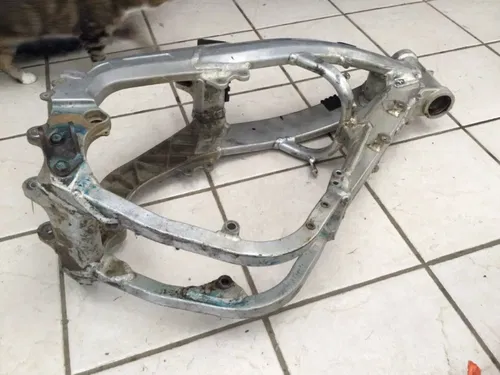 Suzuki RM-Z450 - Stock Main Frame Chassis - 2005 RMZ 450 OEM BOS ONLY RMZ450