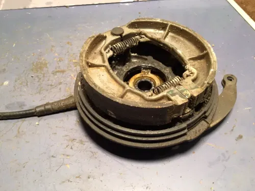 1984 Honda XL250R Front Brake Plate Panel Arm Cam Shoes Speedometer Drive Gear