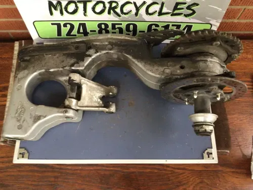 1999 TRIUMPH 955I SINGLE SIDED SWINGARM AND WHEEL DAYTONA / SPEED TRIPLE