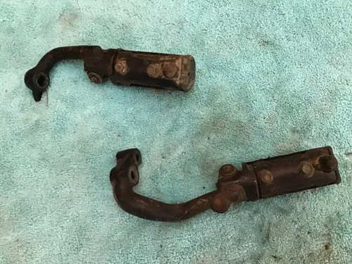 1974 1975 Honda CB360 Super Sport Foot pegs