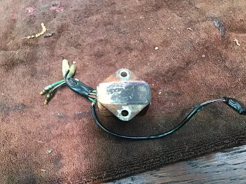 1983 Honda XR200 CDI ignition unit module