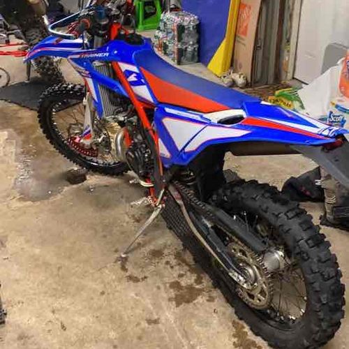 2021 Beta 300 Xtrainer