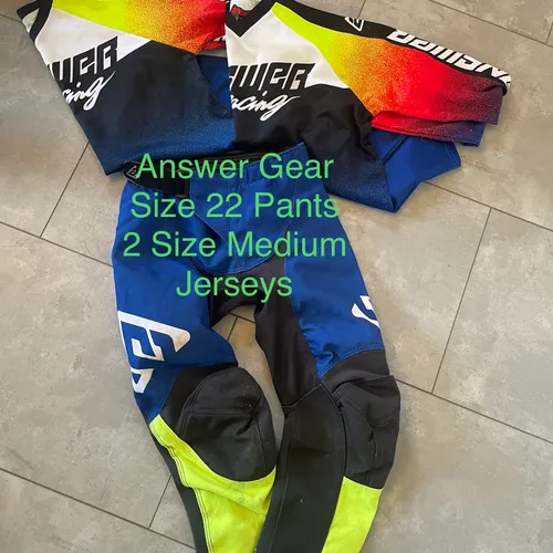 Youth Answer Gear Combo - Size M/22