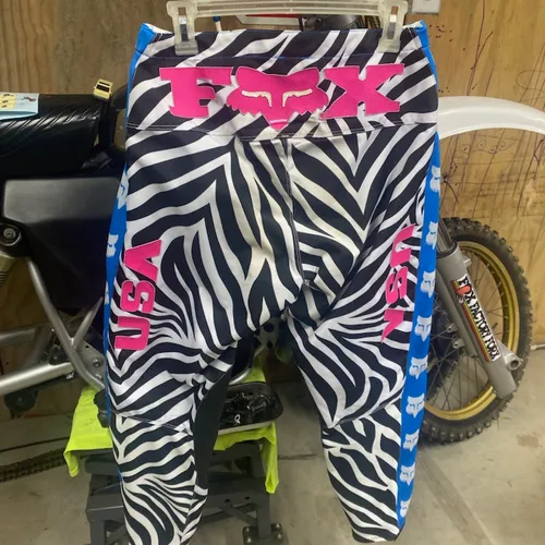 2019 Fox Racing Retro Zebra LE 