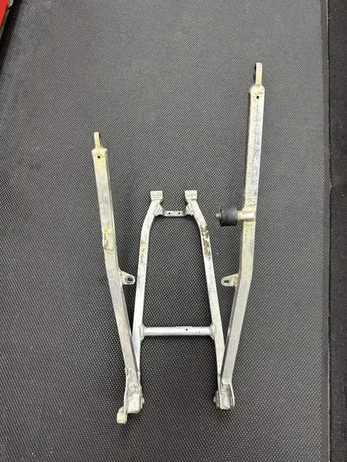 Yamaha YZ250F 2004 Subframe