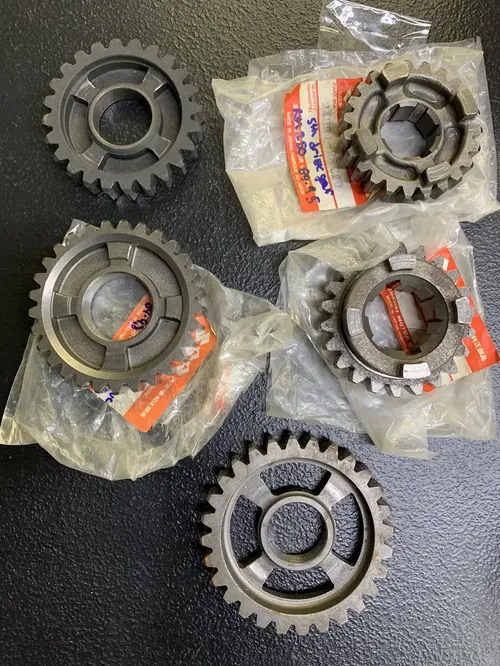 RM250 ‘89–95 Used Transmission Gears From The Driven Shaft