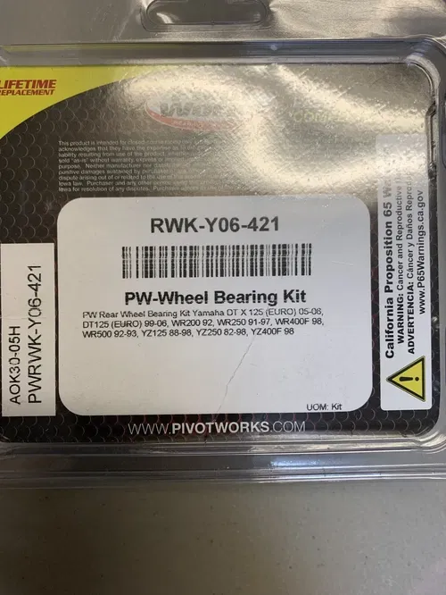 Pivot Works RWK-Y06-421 Rear Wheel Bearing Kit Yamaha