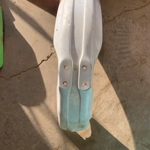 Xr 250 White Front Fender 