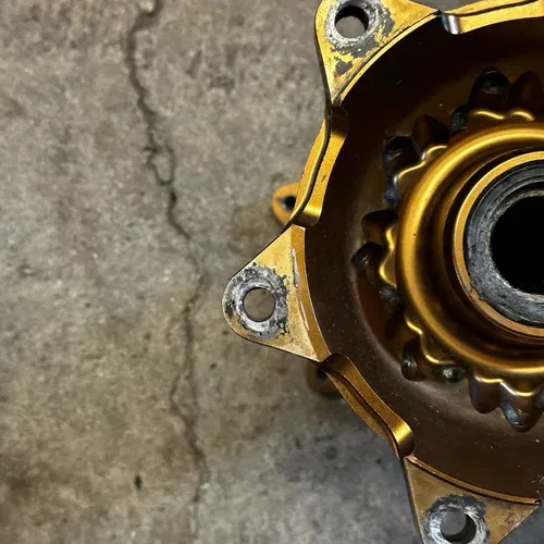 Kite Rear Hub - YZ250F/450F 16-24