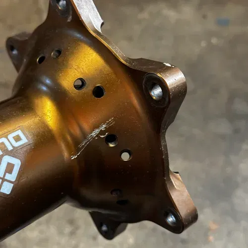 Kite Rear Hub - YZ250F/450F 16-24