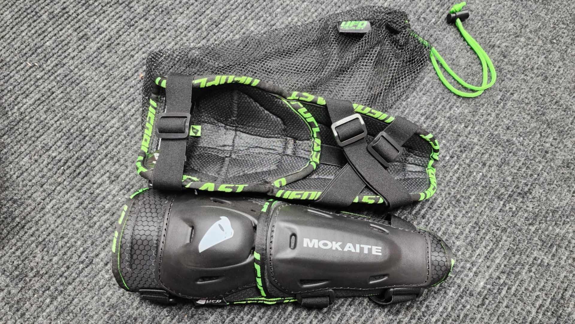 Mokaite UFO Elbow Pads 