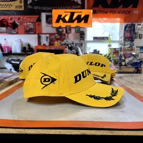 Dunlop podium hat - athlete only