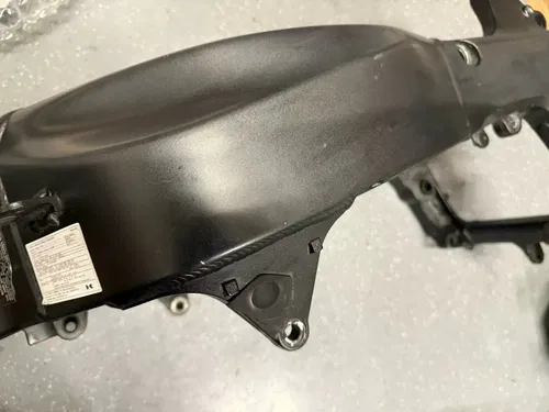 05 06 2006 KAWASAKI NINJA ZX6R ZX6 636 MAIN FRAME CHASSIS STRAIGHT CLN CLR EZREG