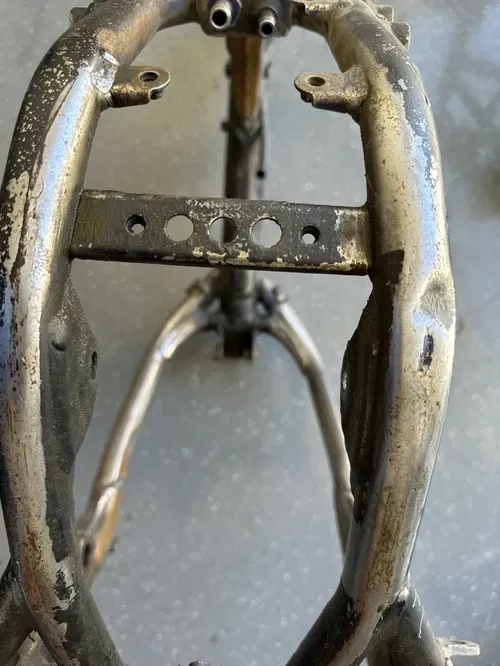 04 05 Yamaha YZ450F YZ 450F OEM Main Frame Chassis Body Engine Cradle 2004