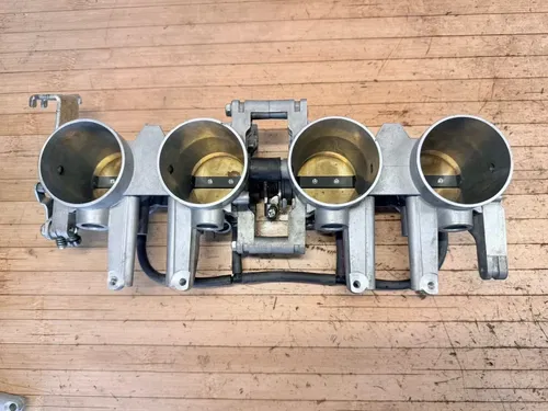 07 08 GSXR 1000 MAIN THROTTLE BODY BODIES RACK - BARE