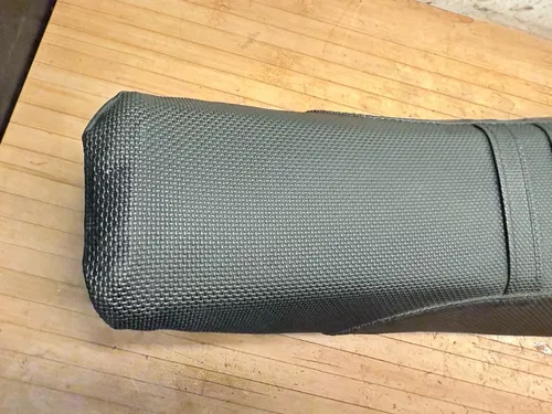 2018 KAWASAKI 17-20 KX250F KX250 OEM SEAT CONCEPTS SADDLE FOAM PAN GRIPPER COVER