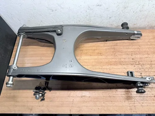 14-16 KTM RC390 RC 390 Rear OEM Swingarm Swing Arm Suspension Hugger Fender Bolt