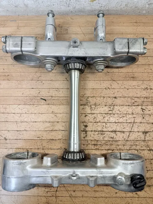 1997- 1999 HONDA CR250R CR250 OEM FRONT FORKS LOWER UPPER TRIPLE TREE STEM CLAMP
