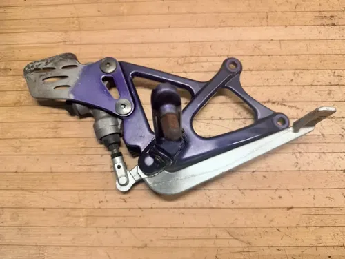 2013 09 - 14 Yamaha YZF R1 Right Rearset Rear Set Driver Foot Peg Brake OEM