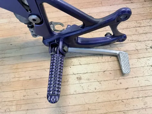 2013 09 - 14 Yamaha YZF R1 Right Rearset Rear Set Driver Foot Peg Brake OEM