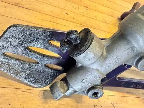 2013 09 - 14 Yamaha YZF R1 Right Rearset Rear Set Driver Foot Peg Brake OEM