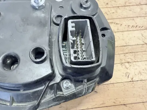 09-16 2009 2016 Suzuki GSXR 1000 Gauge Cluster Speedo Speedometer Tachometer