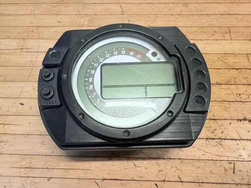 05-06 KAWASAKI NINJA ZX6R OEM SPEEDO TACH GAUGES DISPLAY CLUSTER SPEEDOMETER
