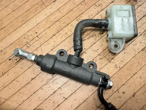21-25 Kawasaki Ninja Zx10r Oem Rear Back Brake Caliper Master Cylinder Line Hose