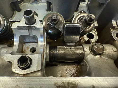 97-00 SUZUKI BANDIT GSF 1200 GSF1200 ENGINE TOP END CYLINDER HEAD BODY