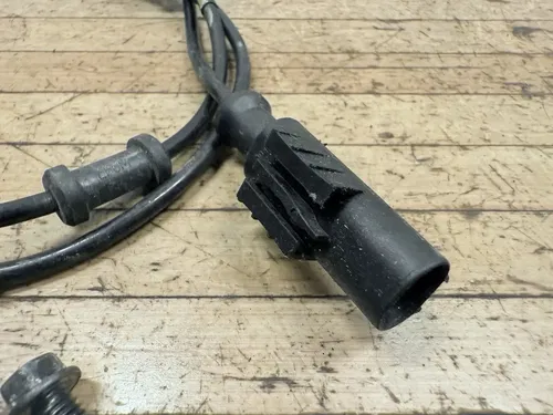 21-24 KAWASAKI NINJA ZX10R OEM FRONT WHEEL SPEED ABS BRAKE SENSOR 21176-097