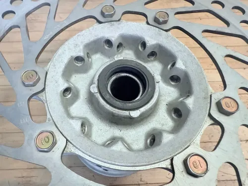 02-08 CRF 450 R CRF 450R 04-09 CRF250R CRF 250R OEM FRONT WHEEL HUB