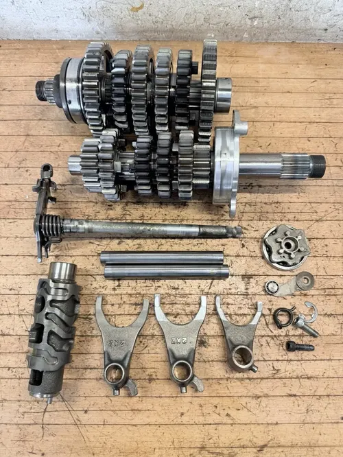 09-12 Triumph Street Triple 675 R Transmission Gearbox Gears Shift Fork Drum