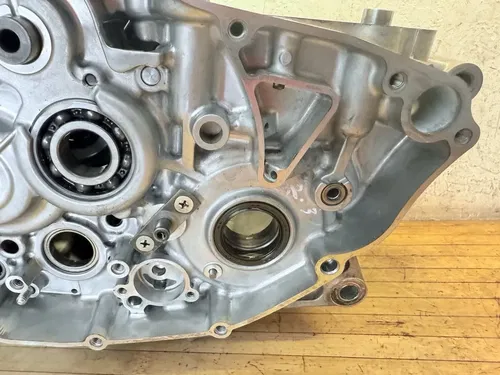 2018 18-20 Kawasaki KX250F KX250 OEM Engine Crankcase Pair (Stock Crank Cases)