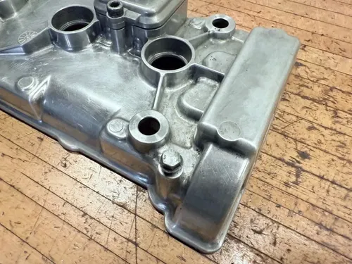 05 06 KAWASAKI NINJA ZX 636 ZX6R POLISHED OEM ENGINE CYLINDER HEAD VALVE COVER