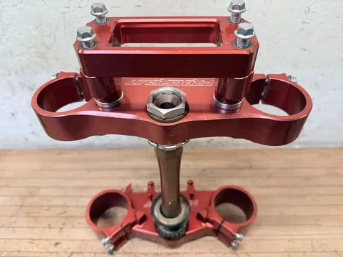 10 12 13 HONDA CRF250R CRF450R PRO CIRCUIT RED FRONT FORK TRIPLE TREE CLAMPS