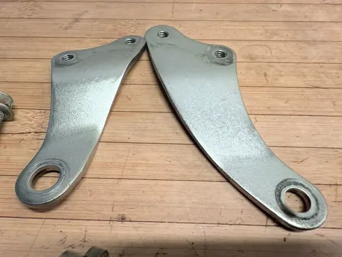 2018 KAWASAKI 17-19 KX250F KX250 OEM ENGINE MOTOR MOUNT STAY HEAD BRACKETS BOLTS