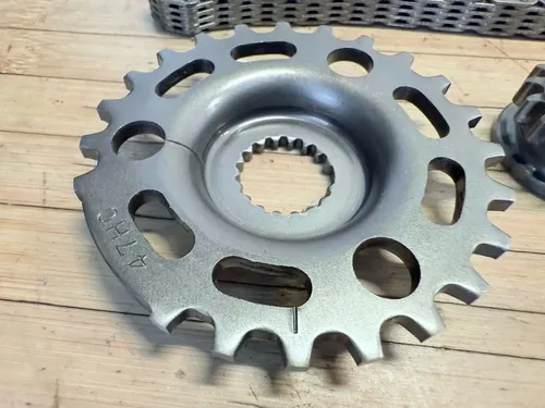 09-16 SUZUKI GSXR1000 GSXR 1000 ENGINE OEM TIMING GEAR GUIDE CHAIN SPROCKET SET