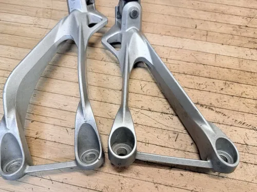 2006 05-06 Kawasaki ZX6R Ninja 636 ZX636 Rear Foot Passenger Pegs OEM Left Right